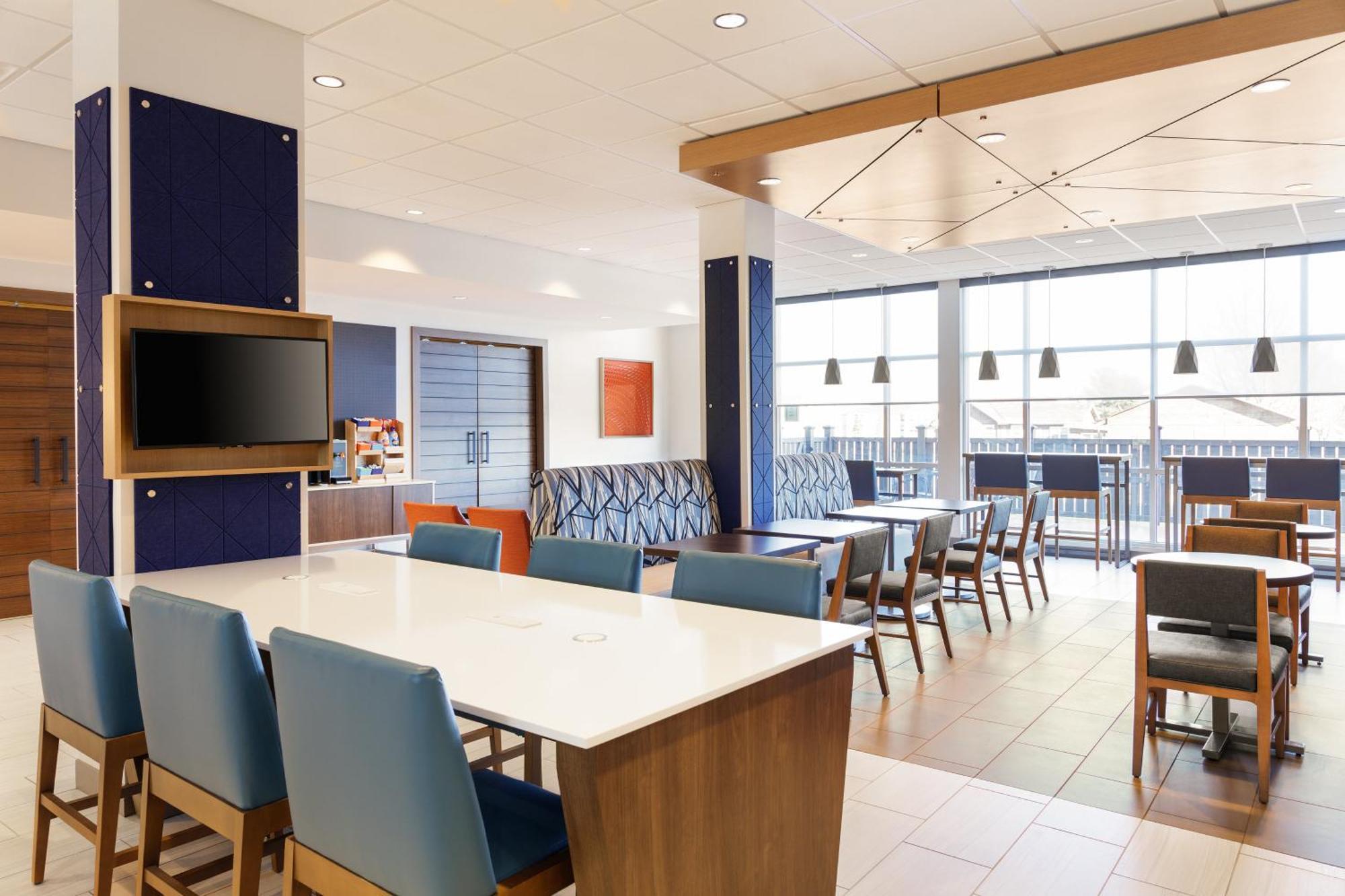 Express & East By Ihg 2* Memphis